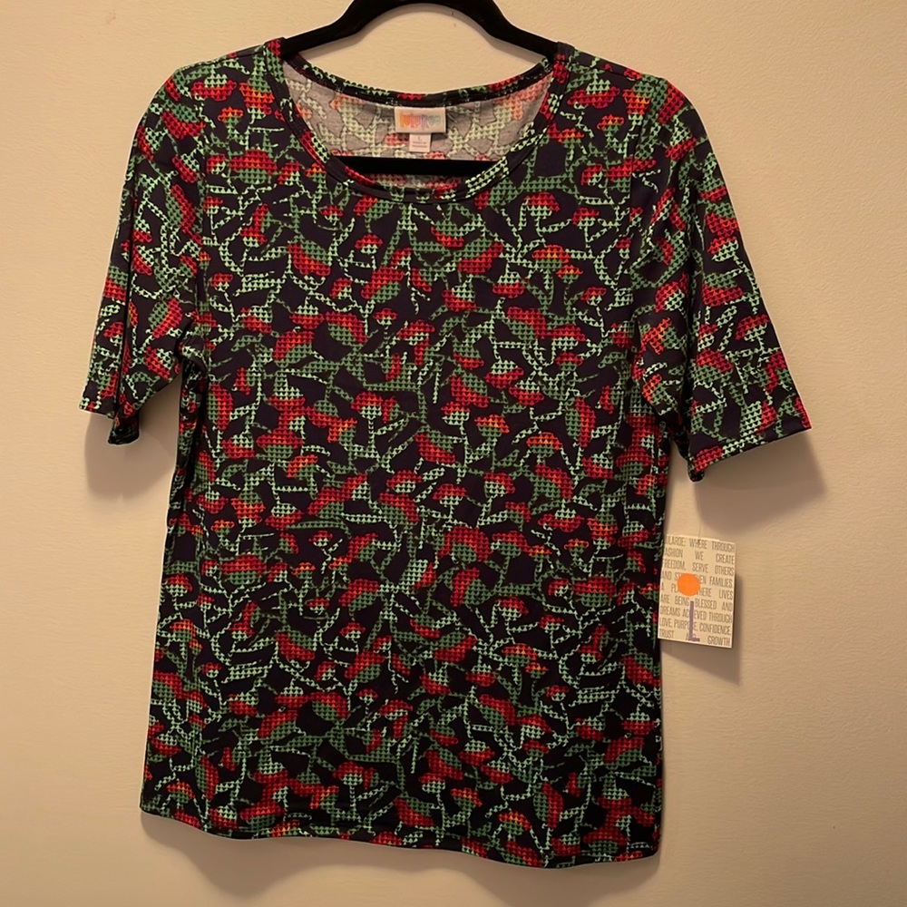 LuLaRoe Gigi top